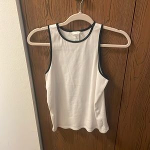 Black trim white tank